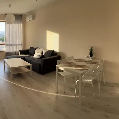 Apartment Near The Sea Varna