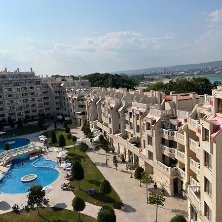 Near The Sea Apartment Varna
